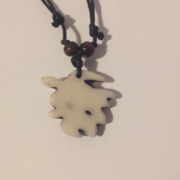 Olowalu,Maui,Hawaii necklace - Picture 5 of 6